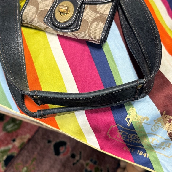 Coach Legacy Signature Gigi Tote, wristlet, flap turnlock wallet, 3-piece Set - Picture 4 of 12